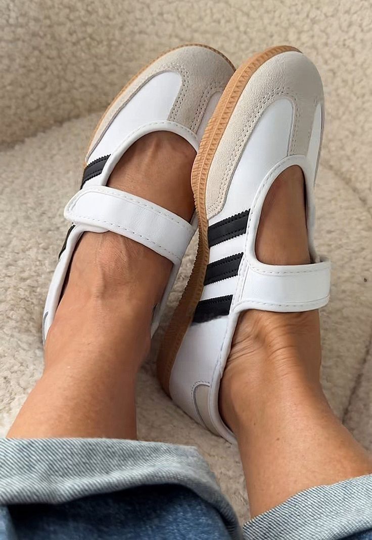 Samba Jane white sneaker
